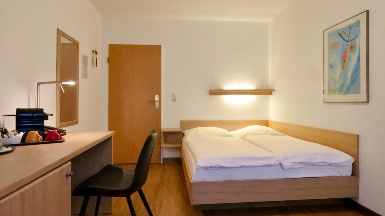 Hotel Pegasus ミュンヘン エクステリア 写真